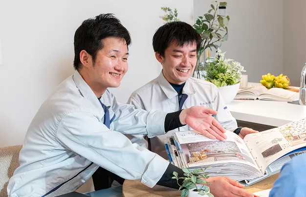 採用情報